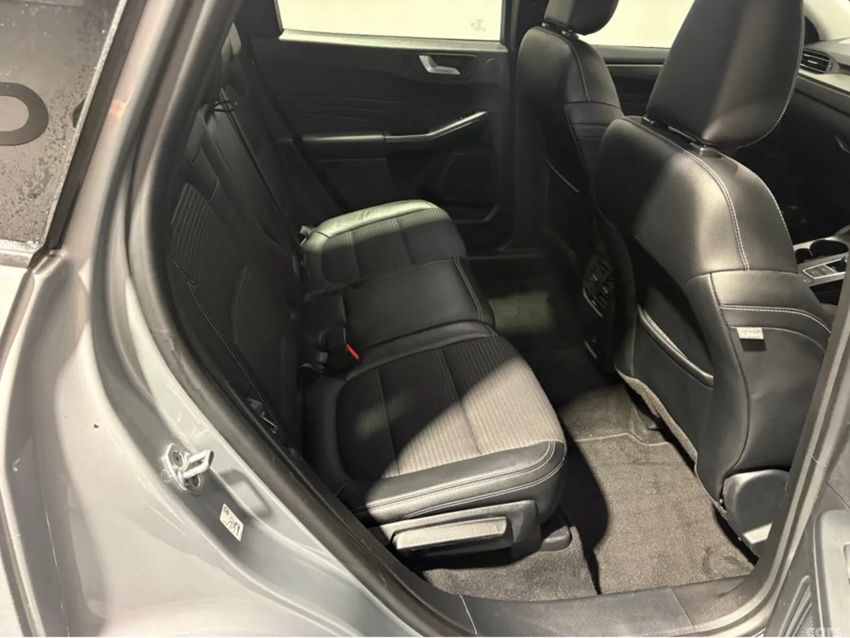 Ford Kuga MPV, Diesel, 2022, Silver