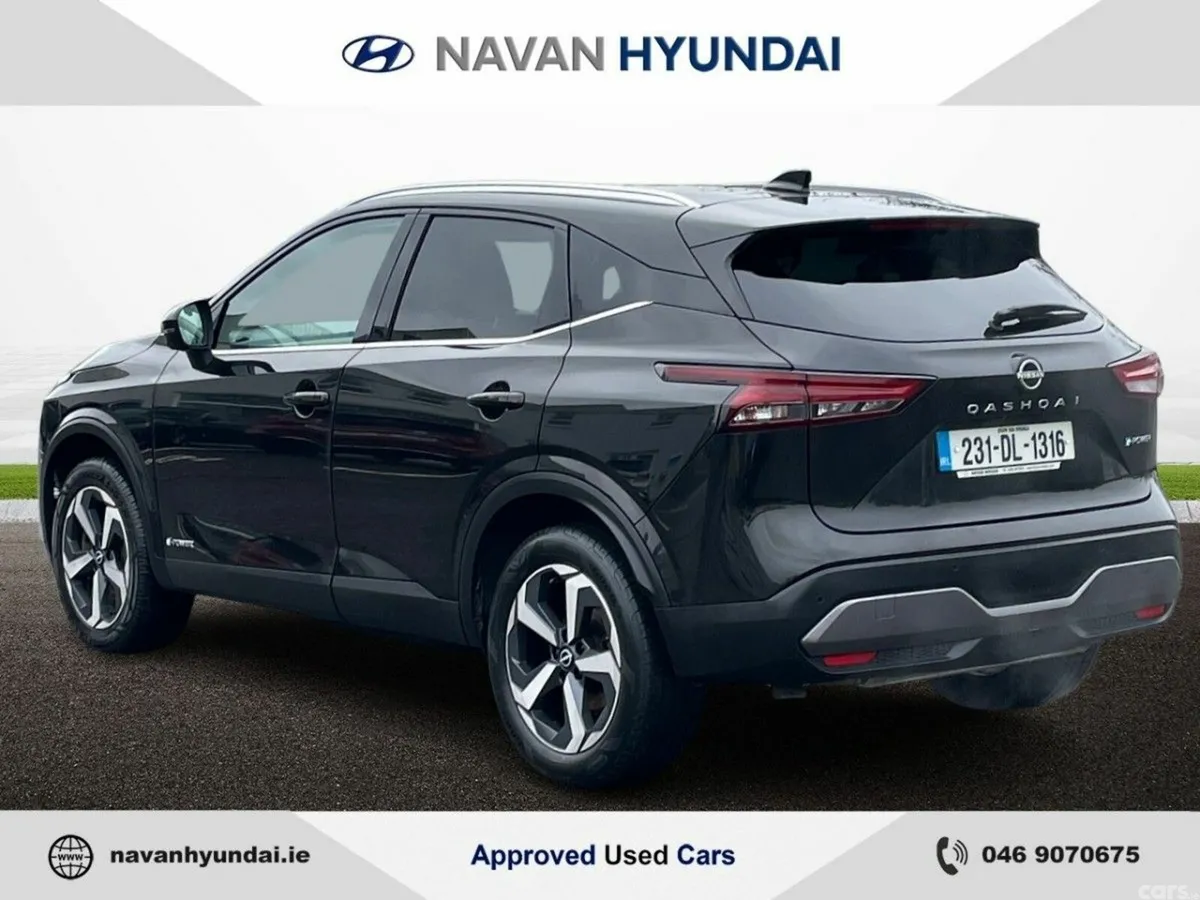 Nissan Qashqai MPV, Petrol Hybrid, 2023, Black