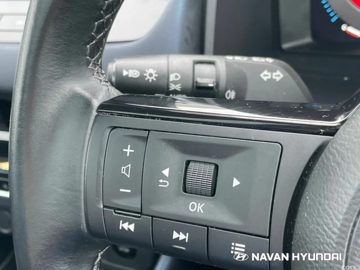 Nissan Qashqai MPV, Petrol Hybrid, 2023, Black