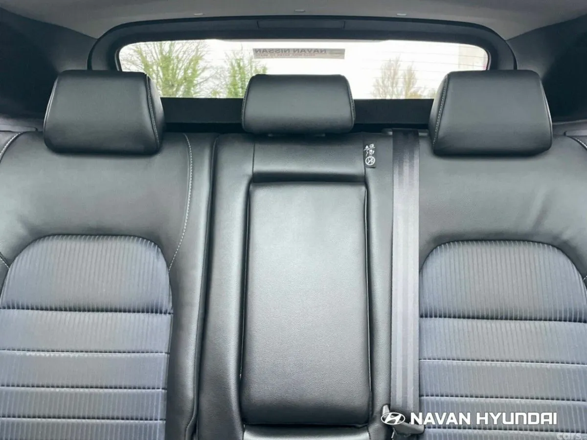Nissan Qashqai MPV, Petrol Hybrid, 2023, Black