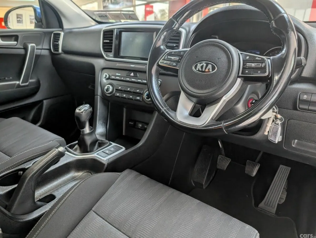 Kia Sportage MPV, Diesel, 2020, Blue