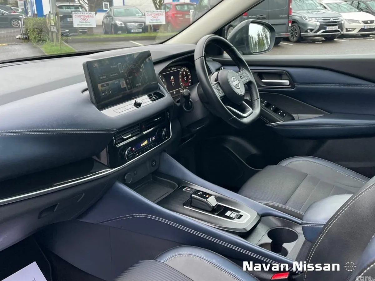 Nissan Qashqai MPV, Petrol Hybrid, 2023, Black