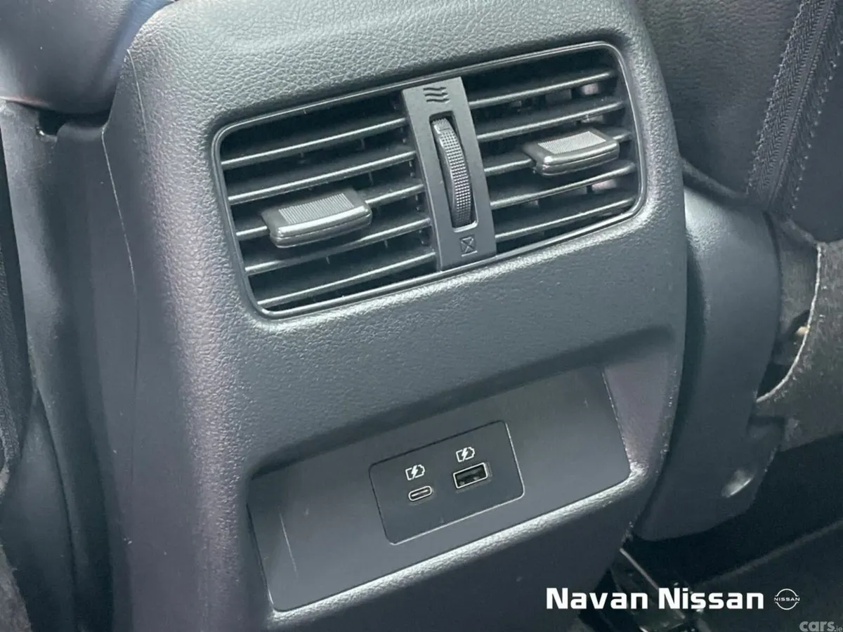 Nissan Qashqai MPV, Petrol Hybrid, 2023, Black