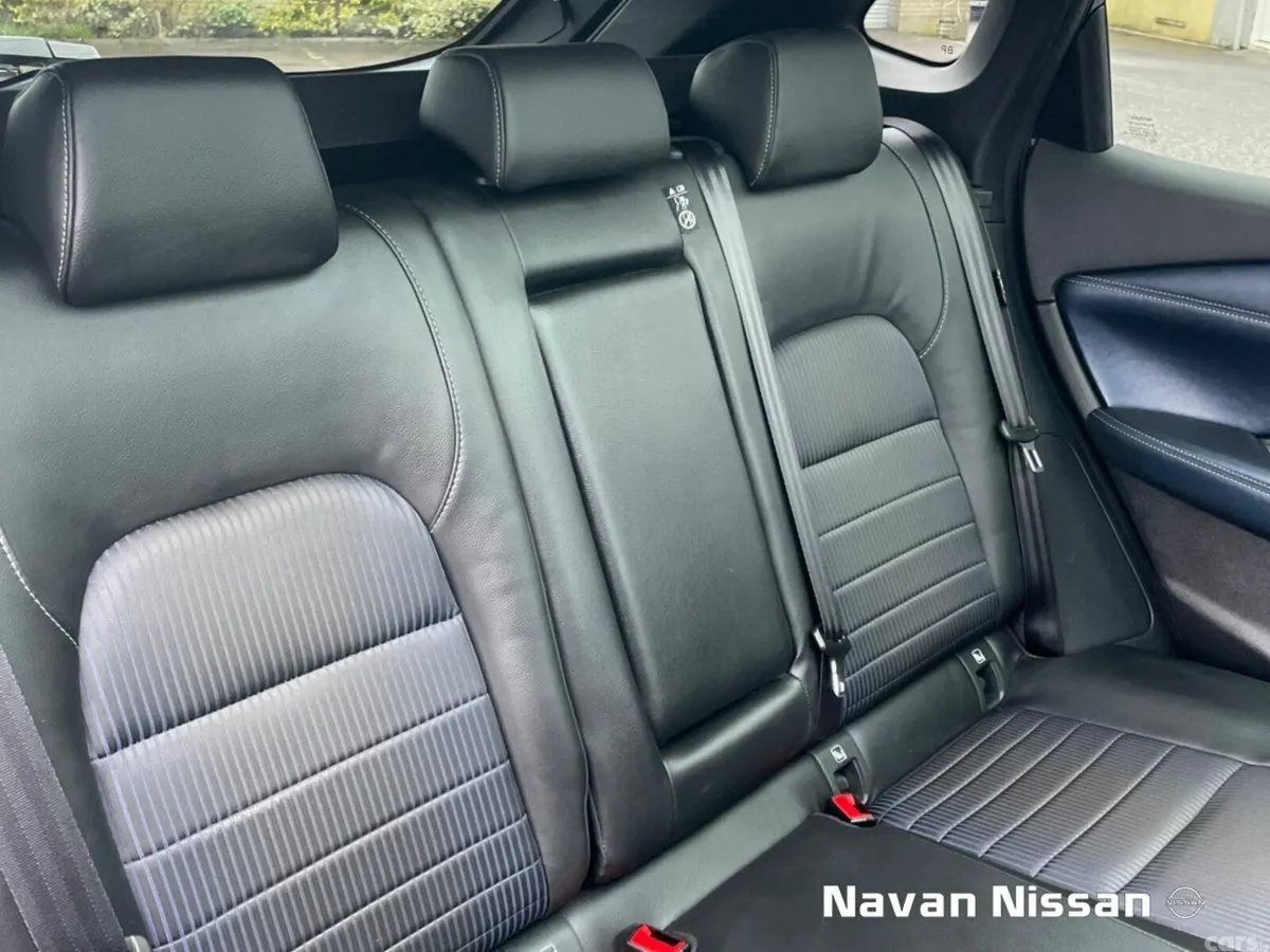 Nissan Qashqai MPV, Petrol Hybrid, 2023, Black