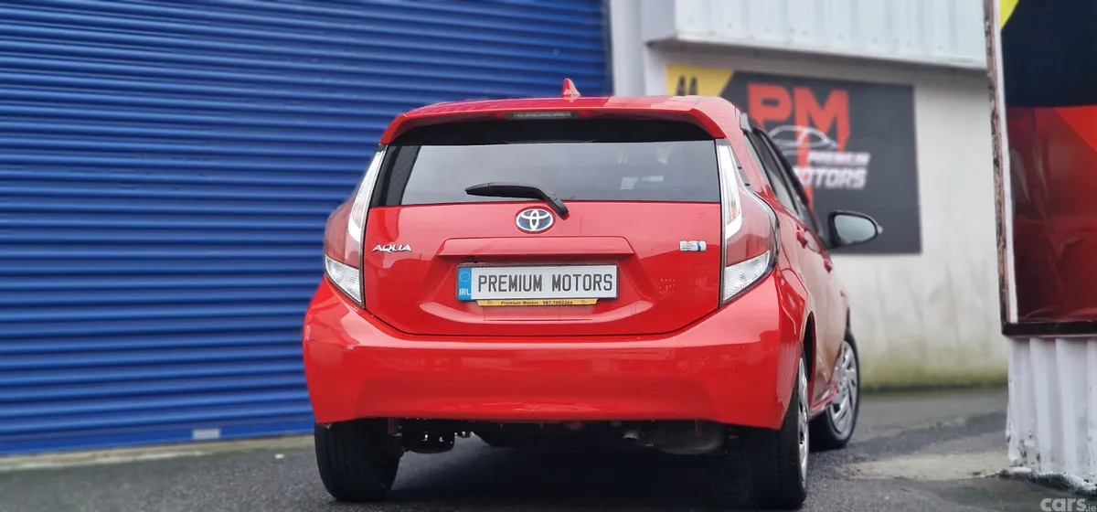 Toyota Aqua Hatchback, Petrol Hybrid, 2016, Red