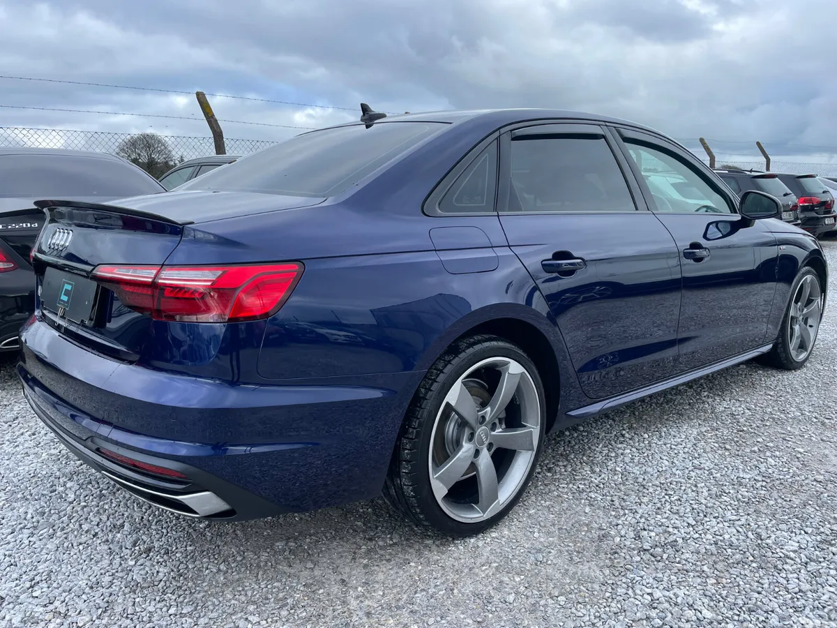 Audi A4 Saloon, Diesel, 2022, Blue