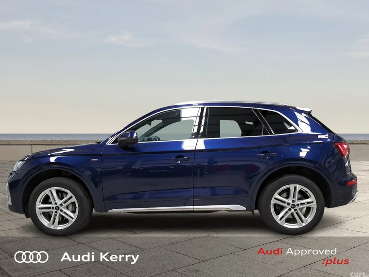 Audi Q5 SUV, Petrol Plug-in Hybrid, 2024, Blue