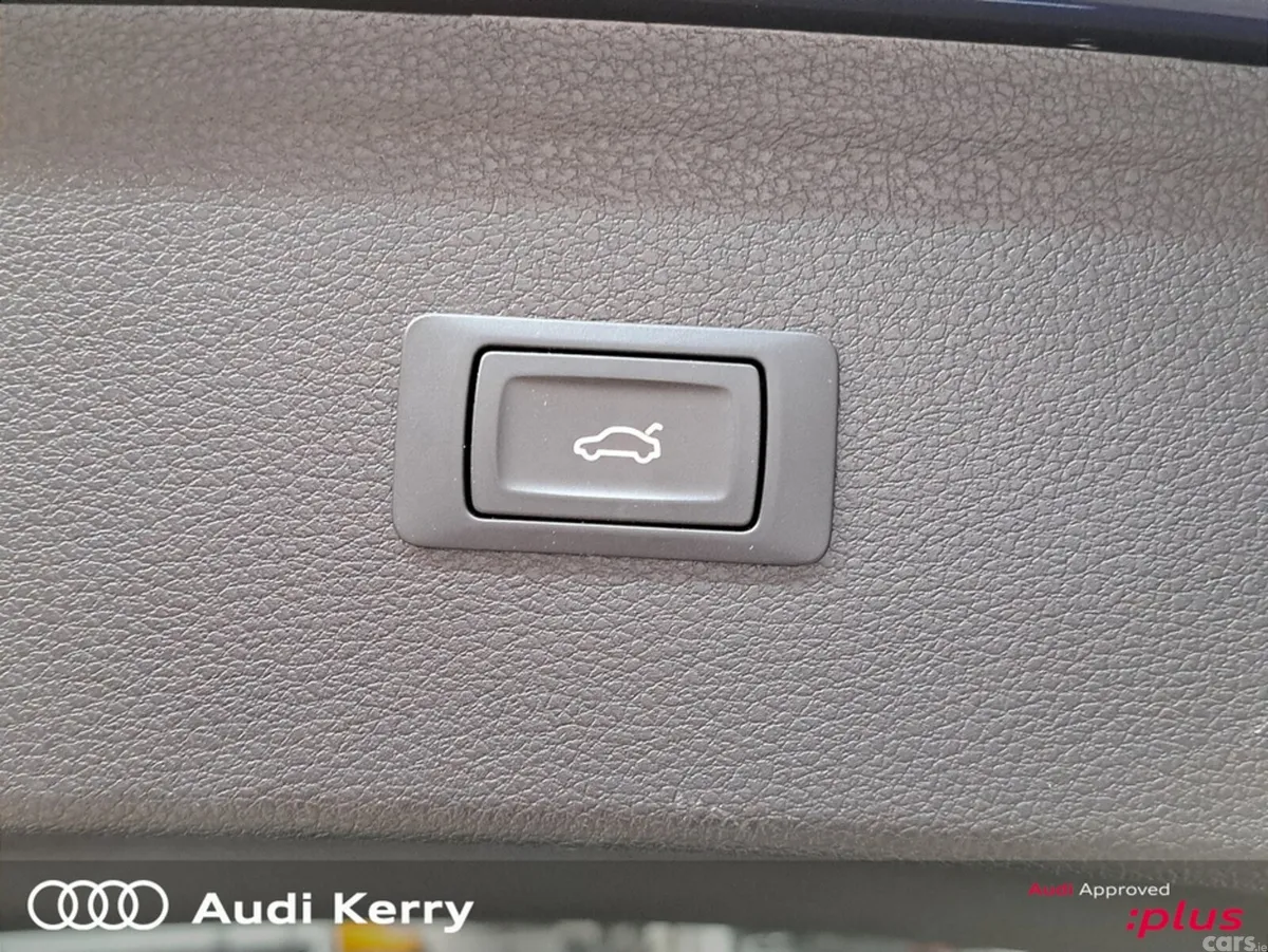 Audi Q5 SUV, Petrol Plug-in Hybrid, 2024, Blue