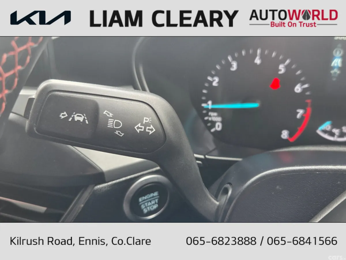 Ford Focus Hatchback, Petrol, 2022, Red