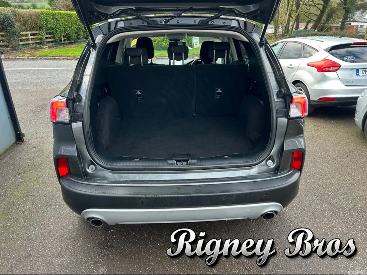 Ford Kuga MPV, Diesel, 2020, Grey