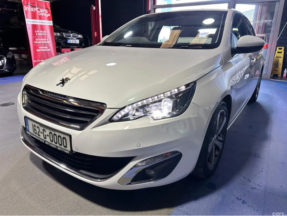 Peugeot 308 Hatchback, Diesel, 2016, White