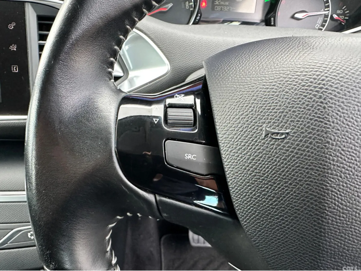 Peugeot 308 Hatchback, Diesel, 2016, White