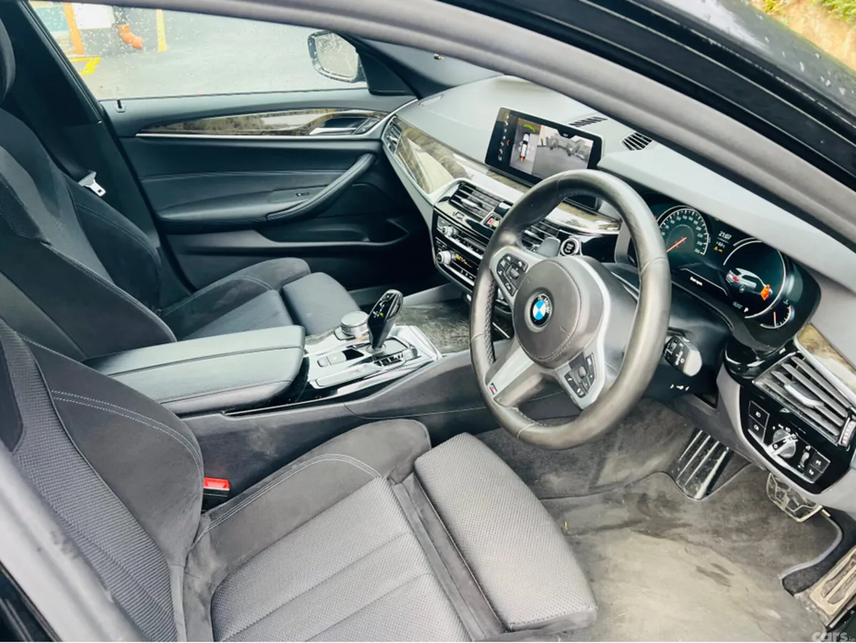 BMW 5-Series Estate, Diesel, 2019, Black