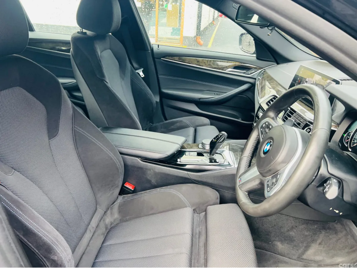 BMW 5-Series Estate, Diesel, 2019, Black