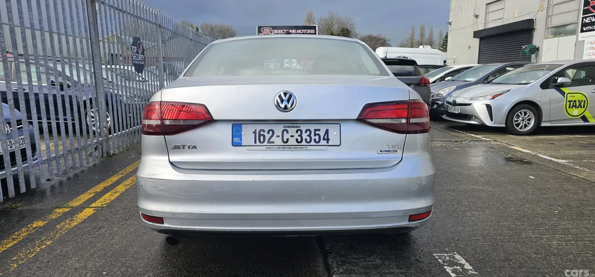 Volkswagen Jetta Saloon, Petrol, 2016, Silver