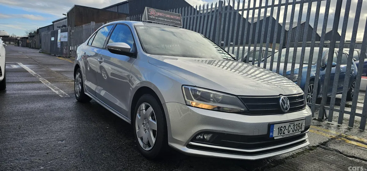Volkswagen Jetta Saloon, Petrol, 2016, Silver