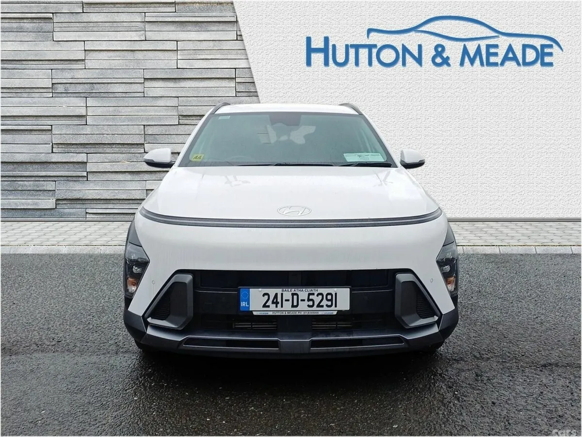 Hyundai KONA SUV, Petrol, 2024, White