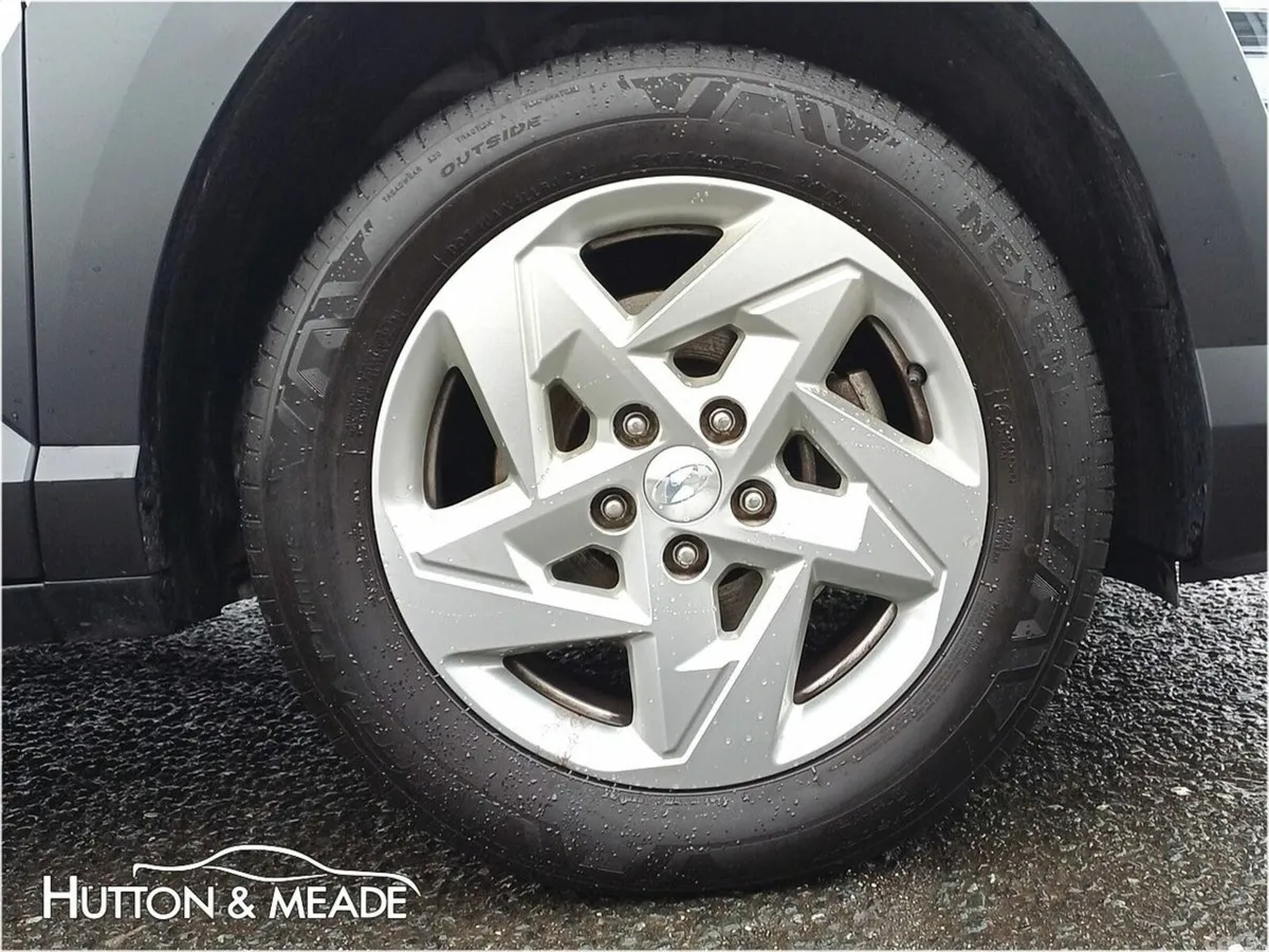 Hyundai KONA SUV, Petrol, 2024, White
