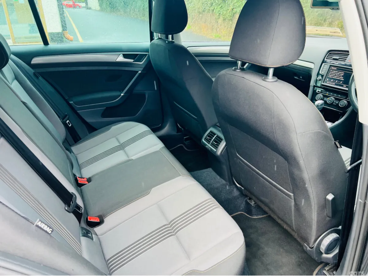 Volkswagen Golf Estate, Petrol, 2016, Grey