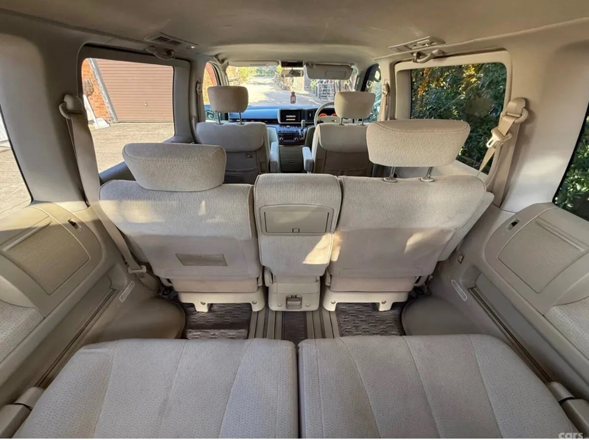 Nissan Elgrand MPV, Petrol, 2007, Silver