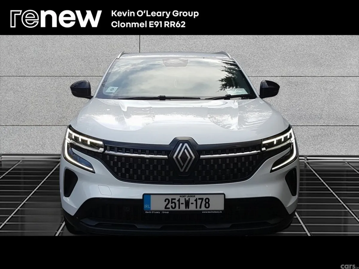 Renault Austral SUV, Petrol, 2025, White