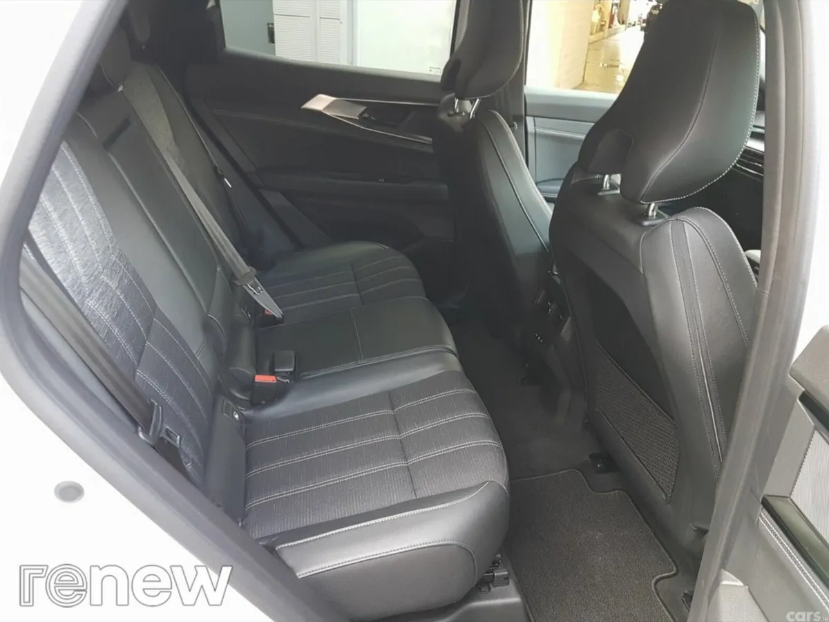 Renault Austral SUV, Petrol, 2025, White