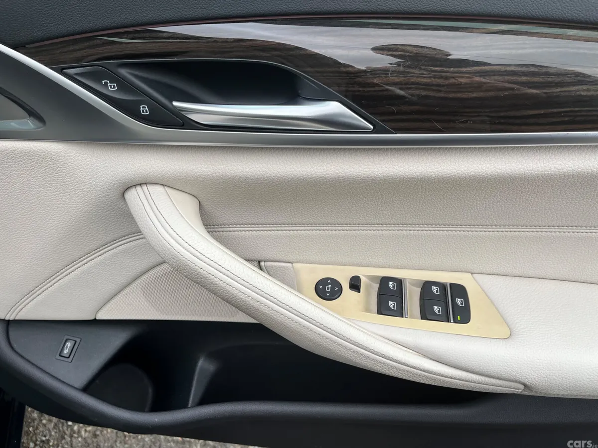 BMW 5-Series Saloon, Diesel, 2018, Blue