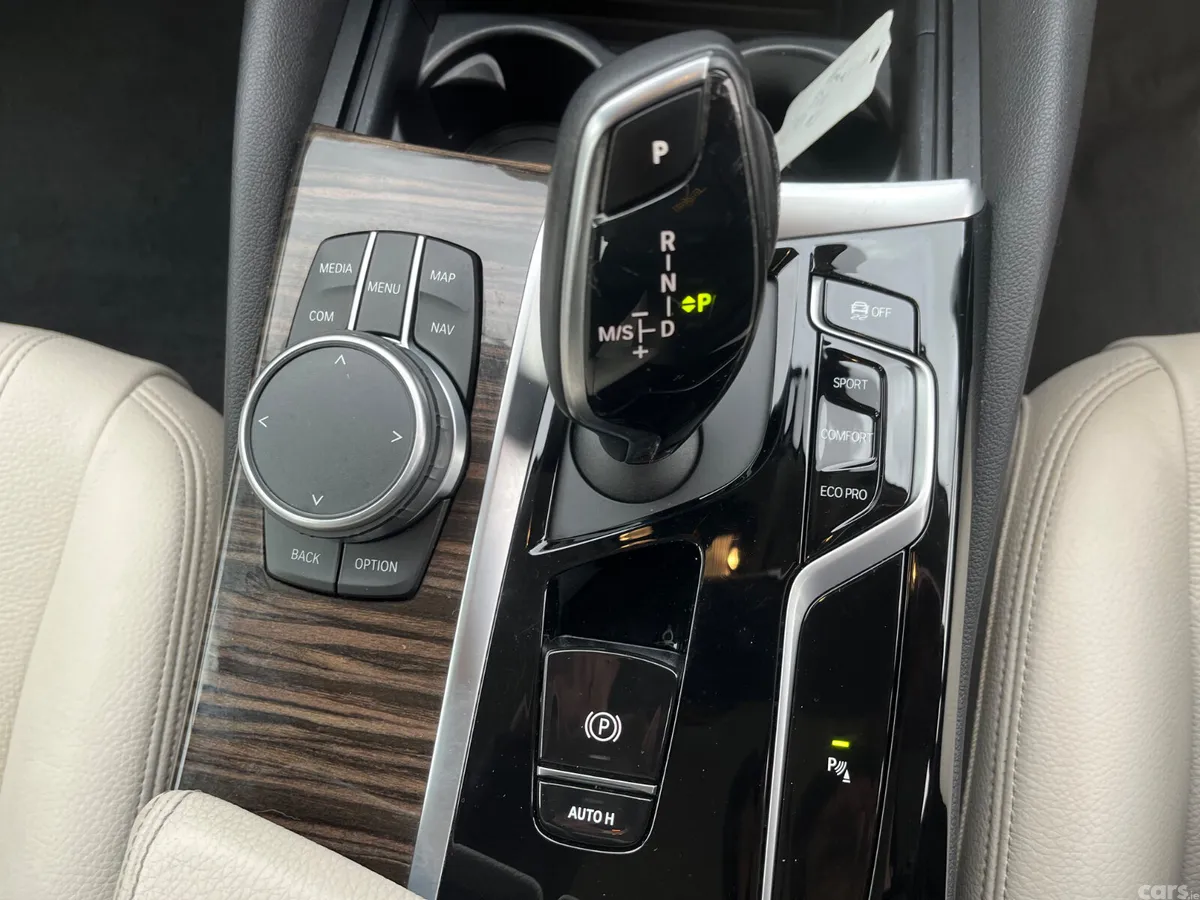 BMW 5-Series Saloon, Diesel, 2018, Blue