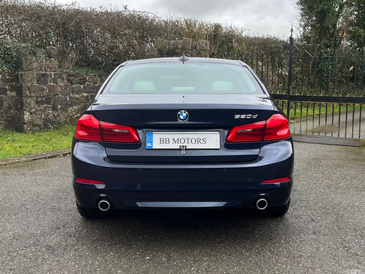 BMW 5-Series Saloon, Diesel, 2018, Blue