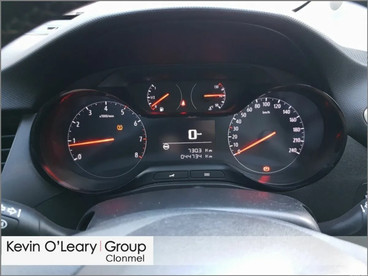 Opel Crossland SUV, Petrol, 2023, Red