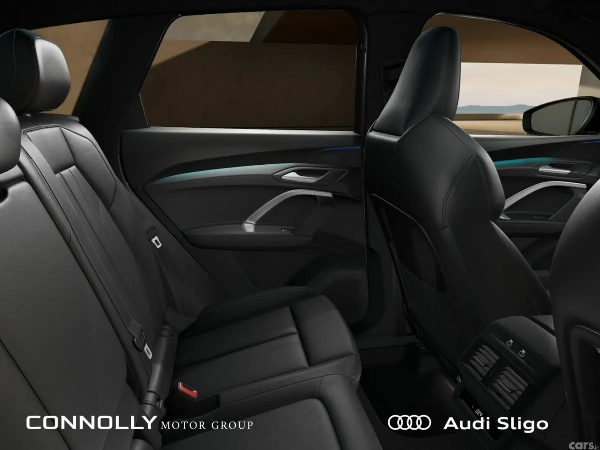Audi Q5 SUV, Petrol Plug-in Hybrid, 2027, White