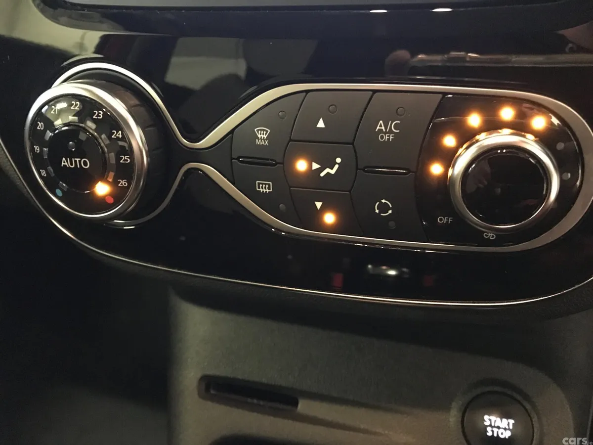 Renault Captur Hatchback, Diesel, 2019, Red