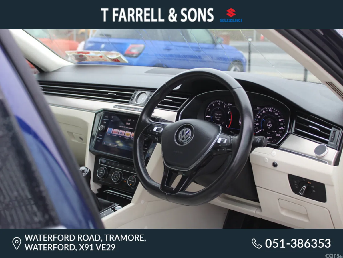 Volkswagen Passat Saloon, Petrol, 2019, Blue