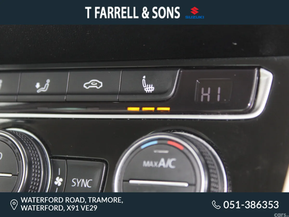 Volkswagen Passat Saloon, Petrol, 2019, Blue
