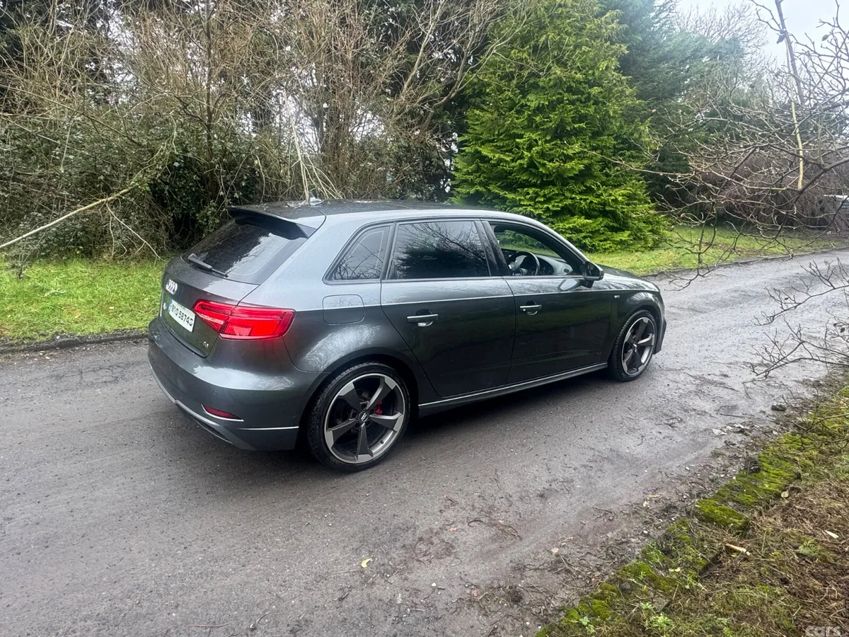 Audi A3 Hatchback, Diesel, 2018, Grey