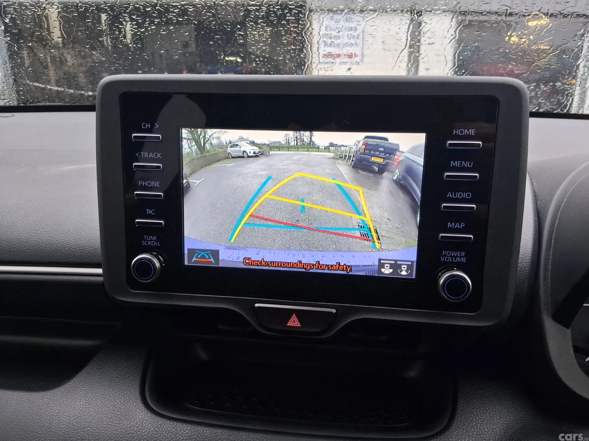 Toyota Yaris Hatchback, Petrol Hybrid, 2021, Blue