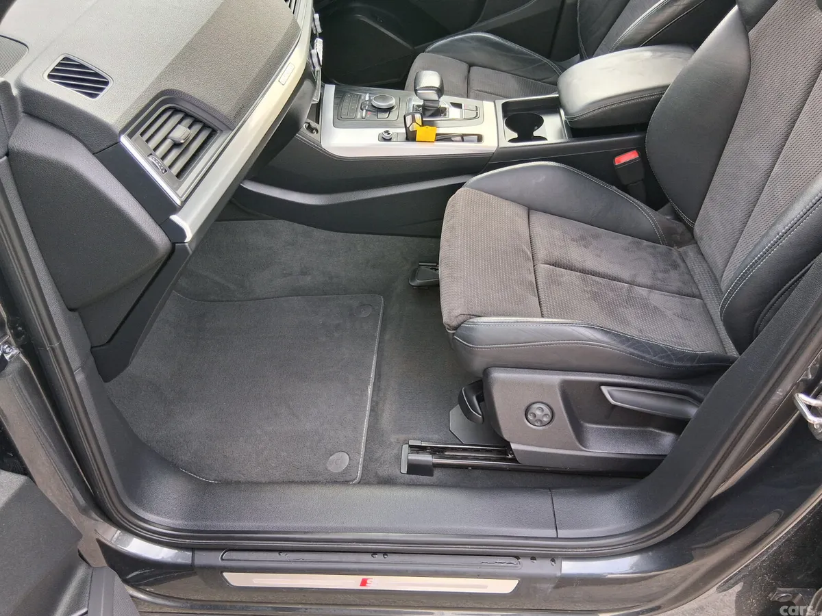 Audi Q5 SUV, Diesel, 2017, Grey