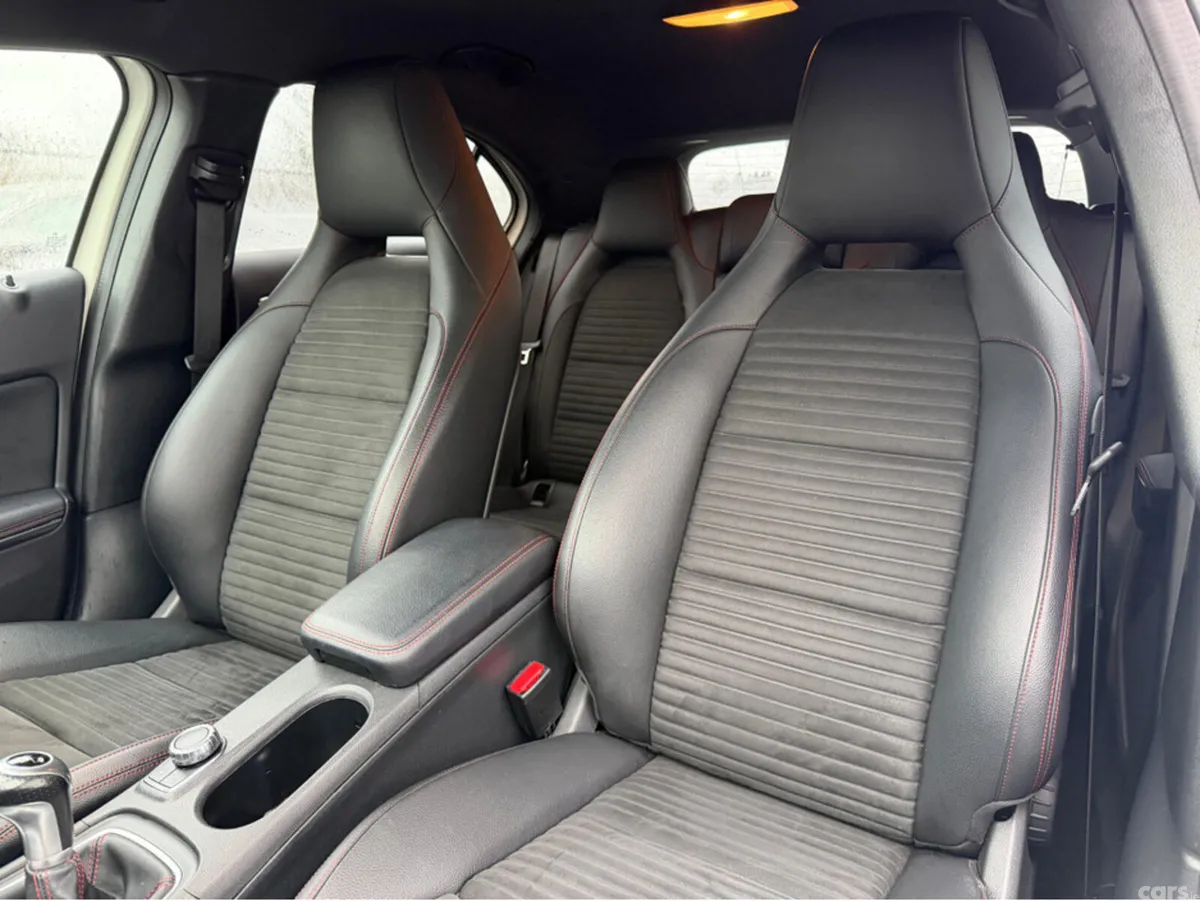 Mercedes-Benz A-Class Hatchback, Petrol, 2018, White