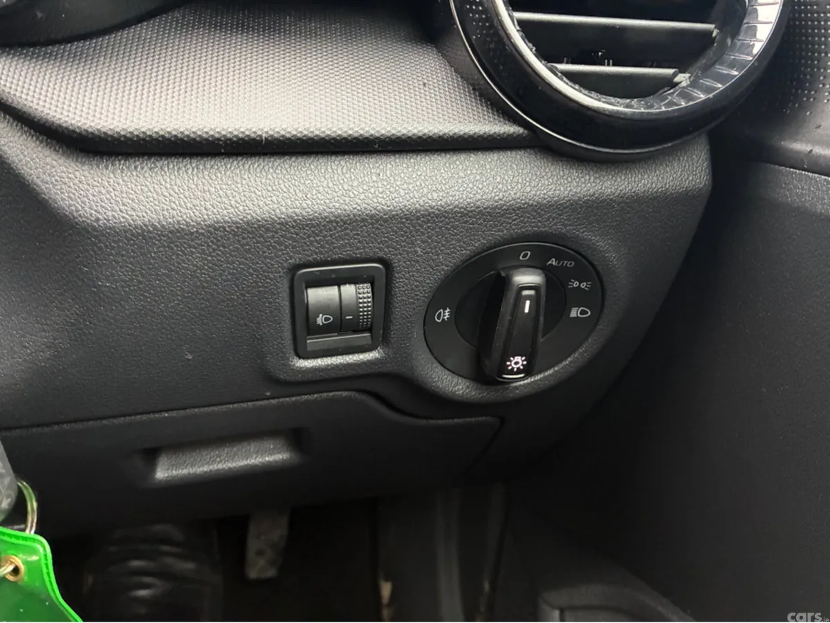 Skoda Fabia Hatchback, Petrol, 2023, Black