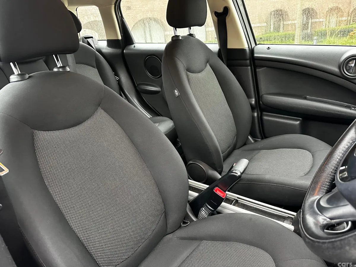 Mini One Estate/Jeep, Diesel, 2013, White