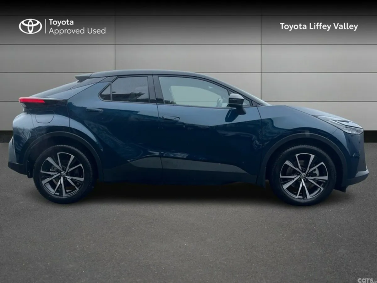 Toyota C-HR Hatchback, Petrol Plug-in Hybrid, 2025, Blue