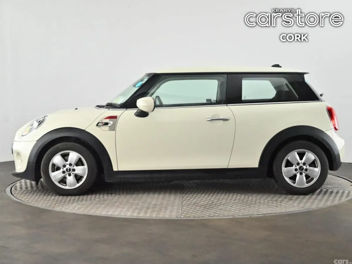 Mini Cooper Hatchback, Petrol, 2020, White