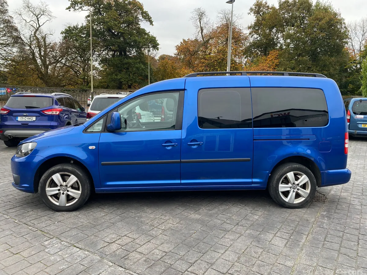 Volkswagen Caddy Maxi Life MPV, Diesel, 2015, Blue