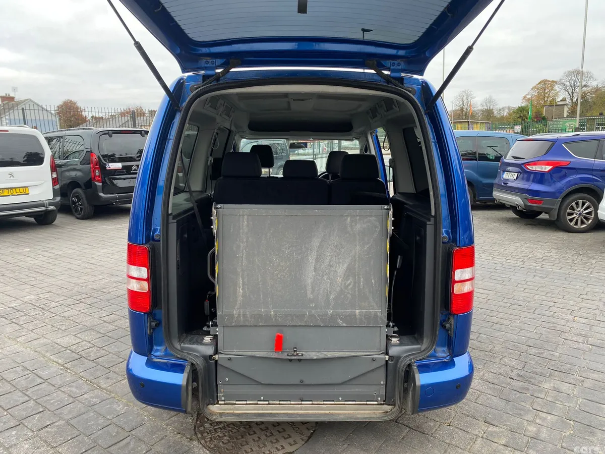 Volkswagen Caddy Maxi Life MPV, Diesel, 2015, Blue