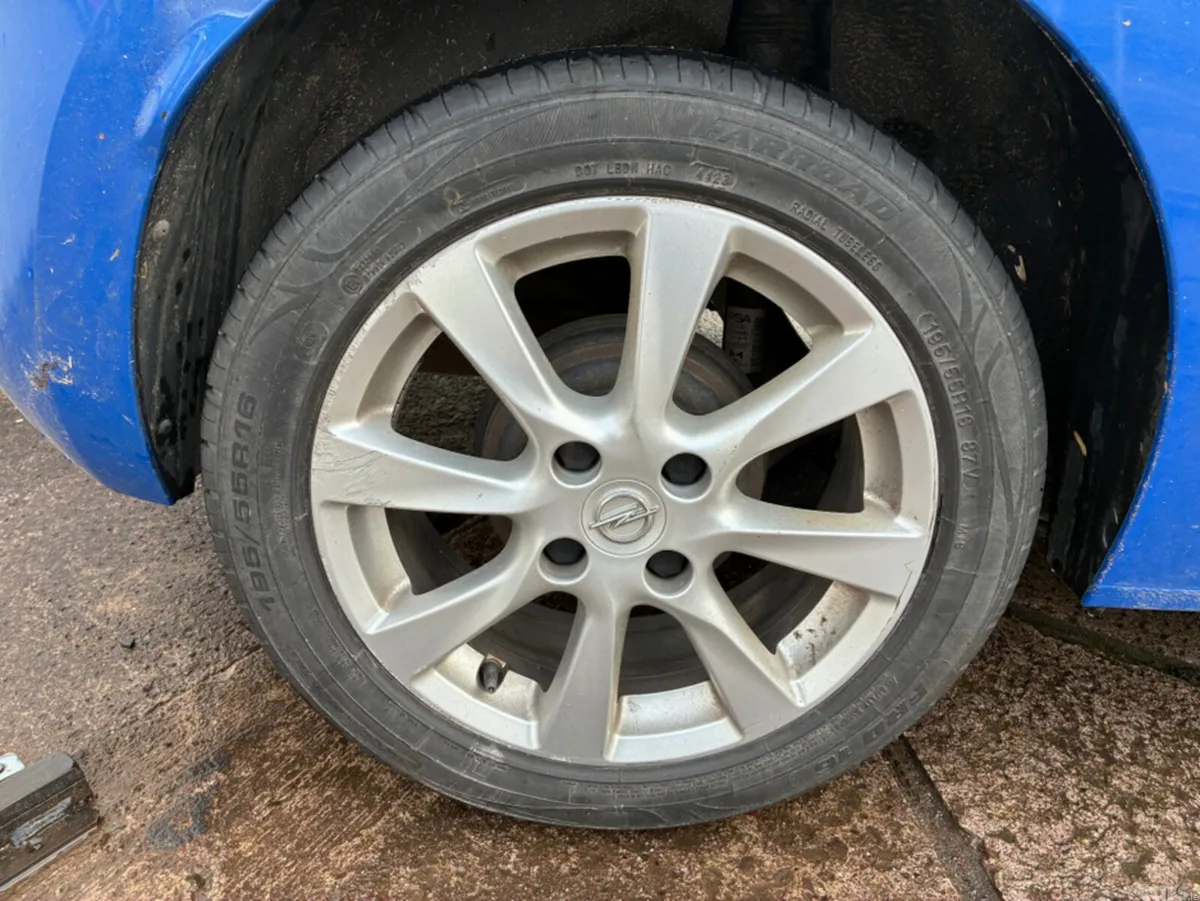 Opel Corsa Hatchback, Petrol, 2023, Blue