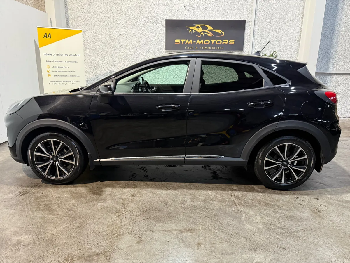 Ford Puma MPV, Petrol, 2021, Black