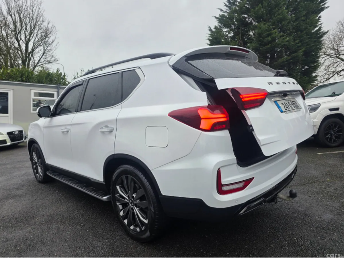 SsangYong Rexton Estate, Diesel, 2024, White