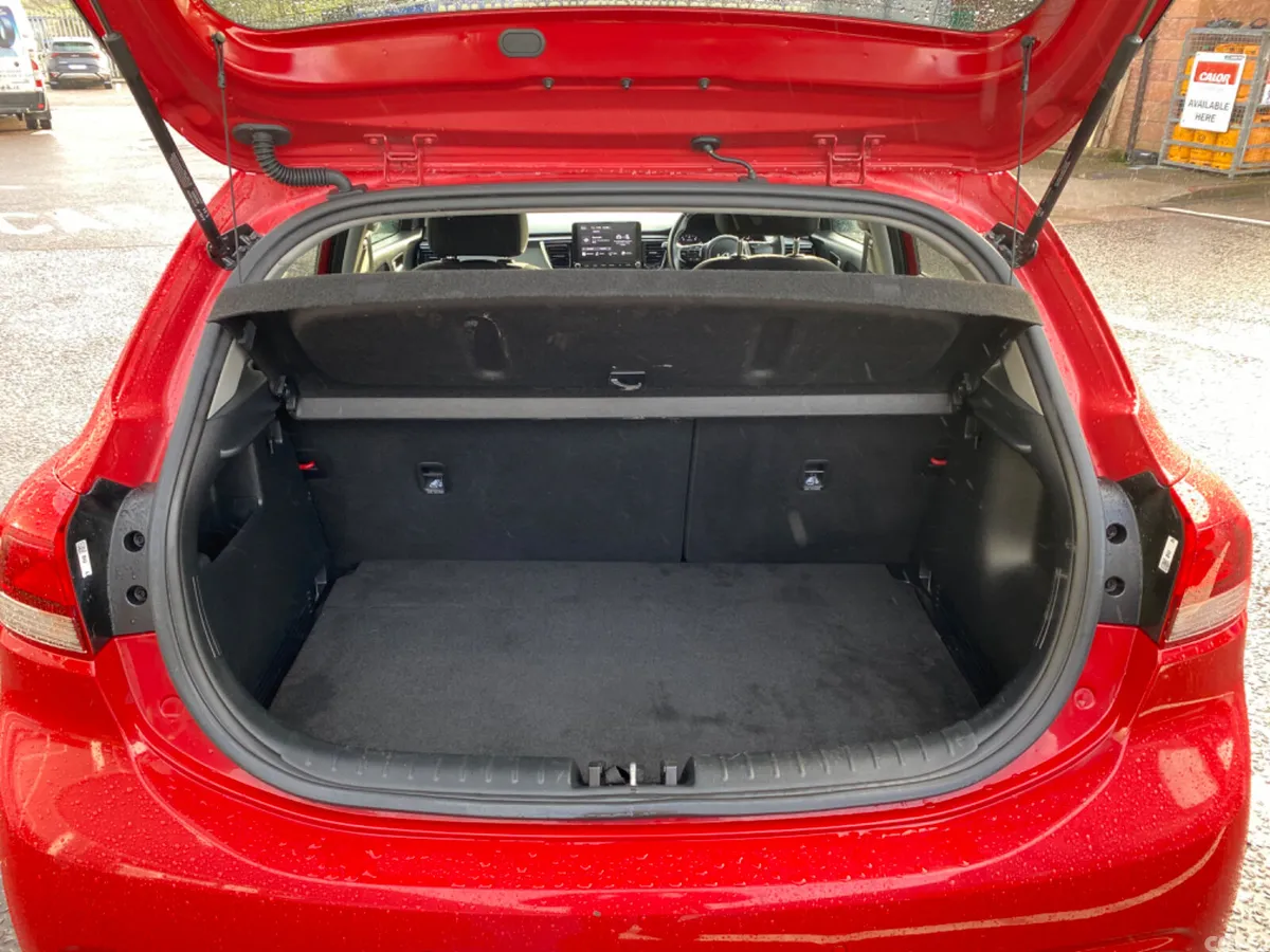 Kia Rio Hatchback, Petrol, 2023, Red