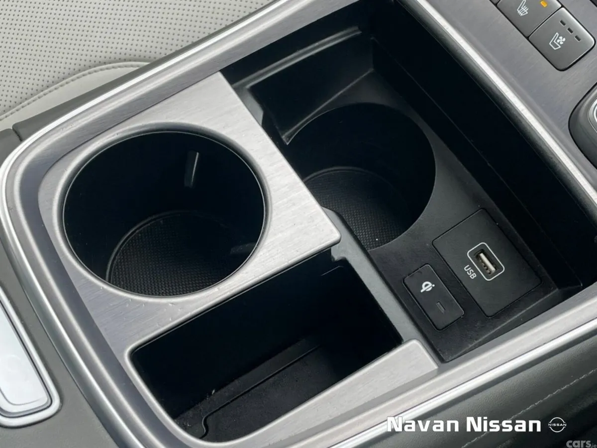 Hyundai Santa Fe SUV, Petrol Plug-in Hybrid, 2022, Grey
