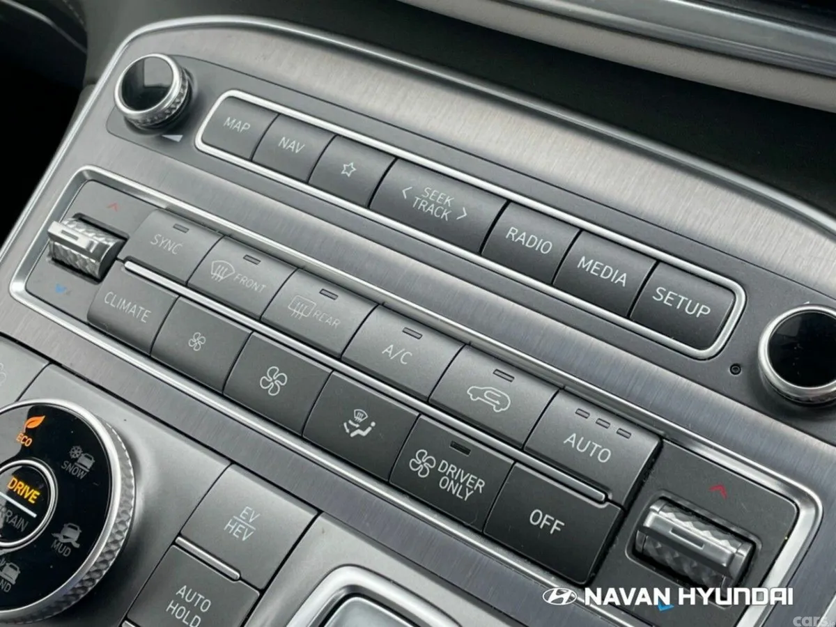 Hyundai Santa Fe SUV, Petrol Plug-in Hybrid, 2022, Grey